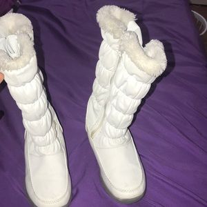 Girls snow boots